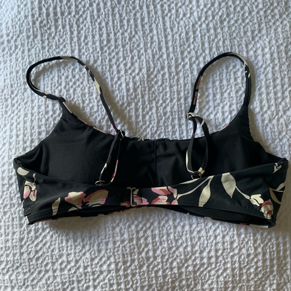 Billabong bralette swim top - Picture 3 of 4